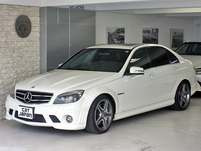 Mercedes Benz   C63  AMG